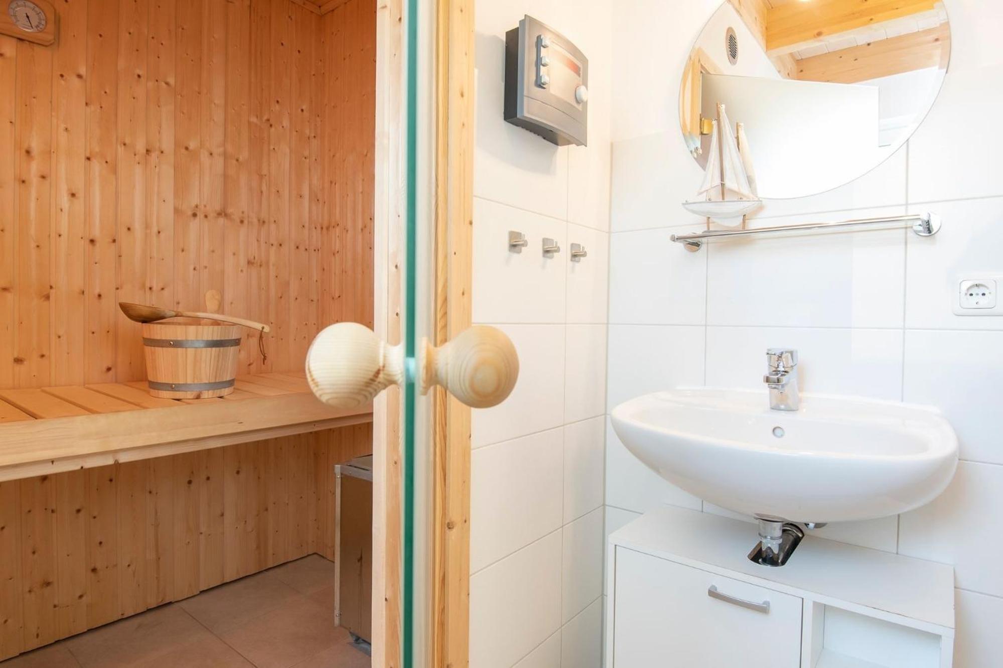Seepark Suessau Ferienhaus Seerose 3 ภายนอก รูปภาพ