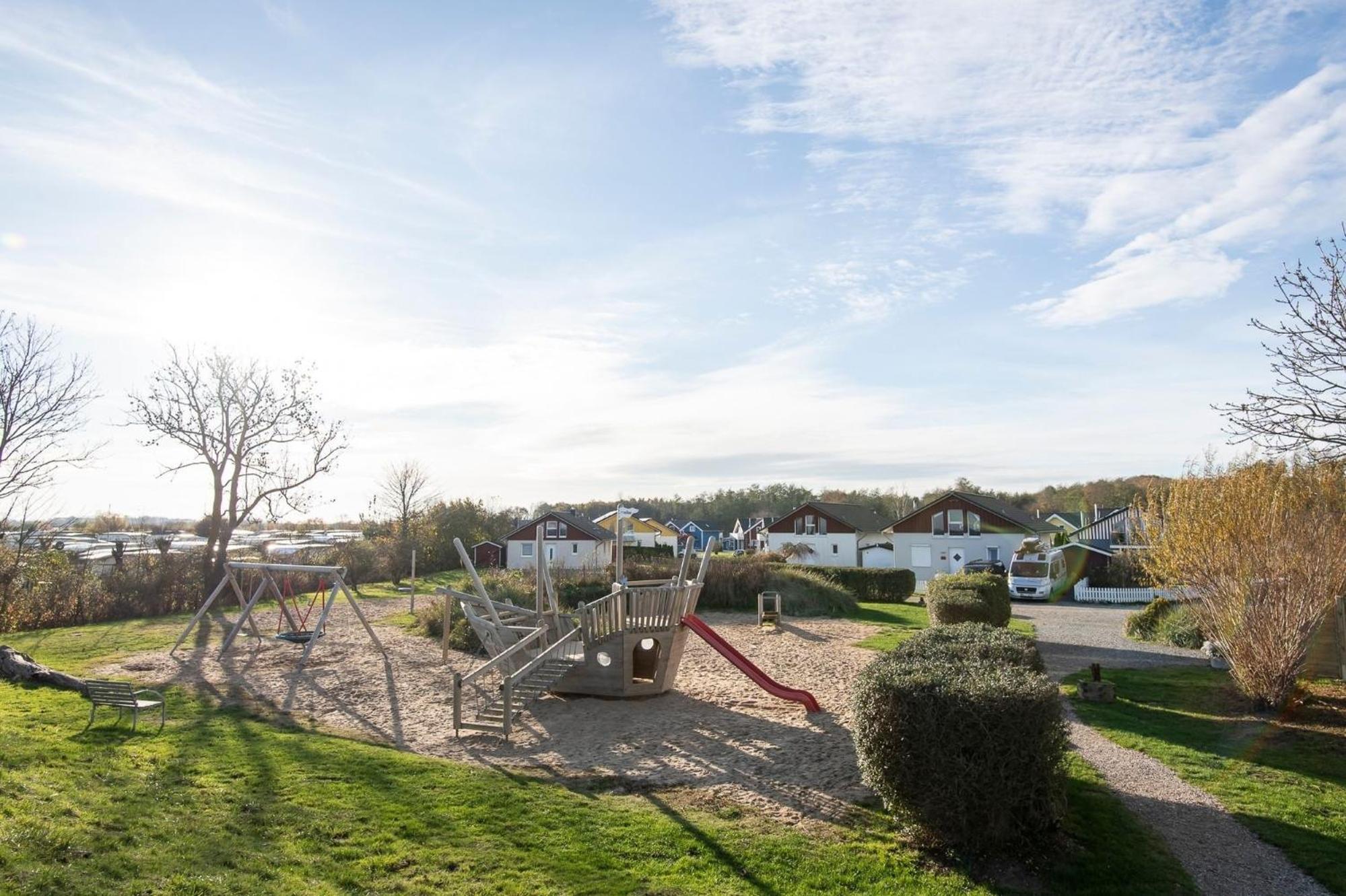 Seepark Suessau Ferienhaus Seerose 3 ภายนอก รูปภาพ